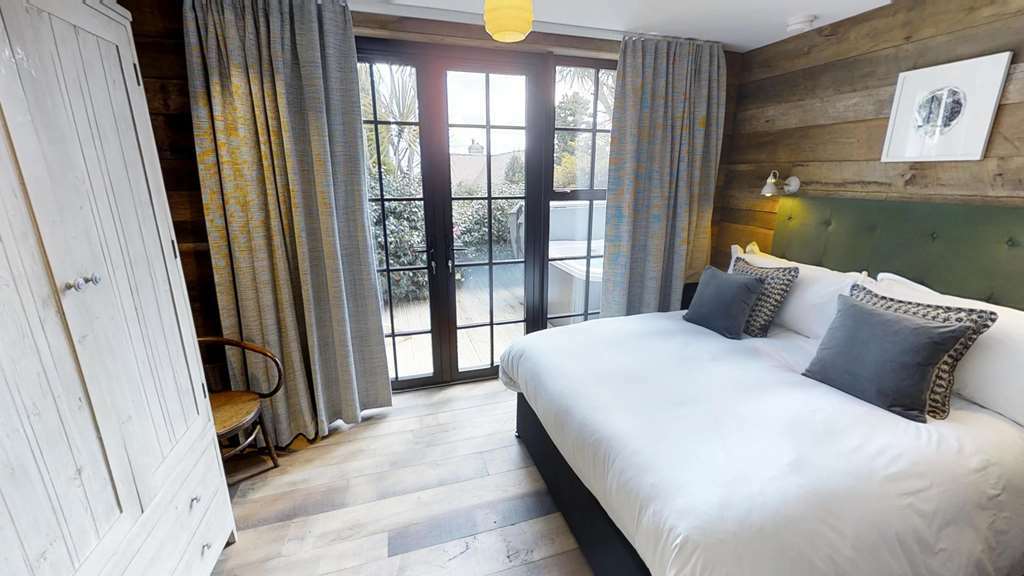 Merchants Manor Spa Falmouth Rum bild