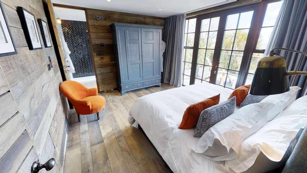 Merchants Manor Spa Falmouth Rum bild